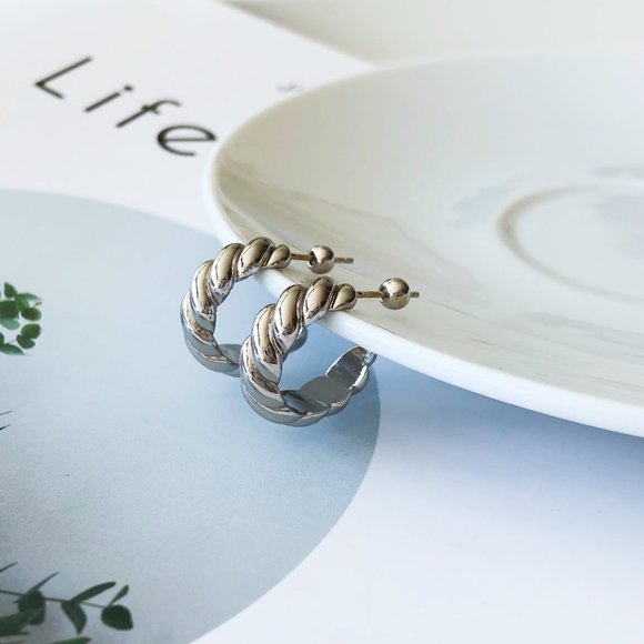 Gold Twisted Hoop Earrings - Picture 2 of 6